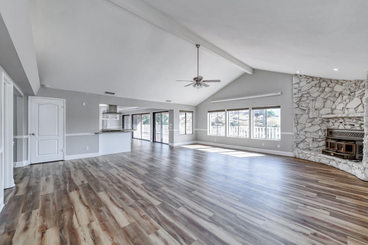 20515 Galileo Ct, Friant, CA 93626