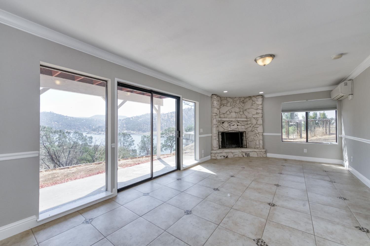 20515 Galileo Ct, Friant, CA 93626