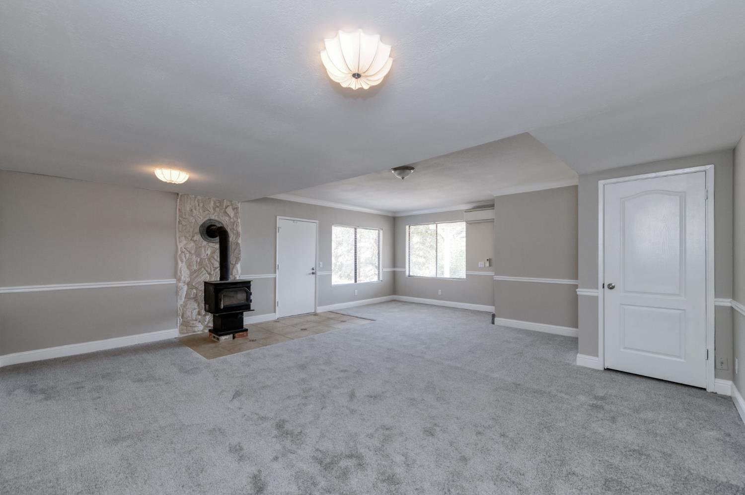 20515 Galileo Ct, Friant, CA 93626