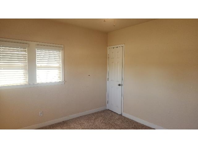 718 E Clinton Ave, Fresno, CA 93704