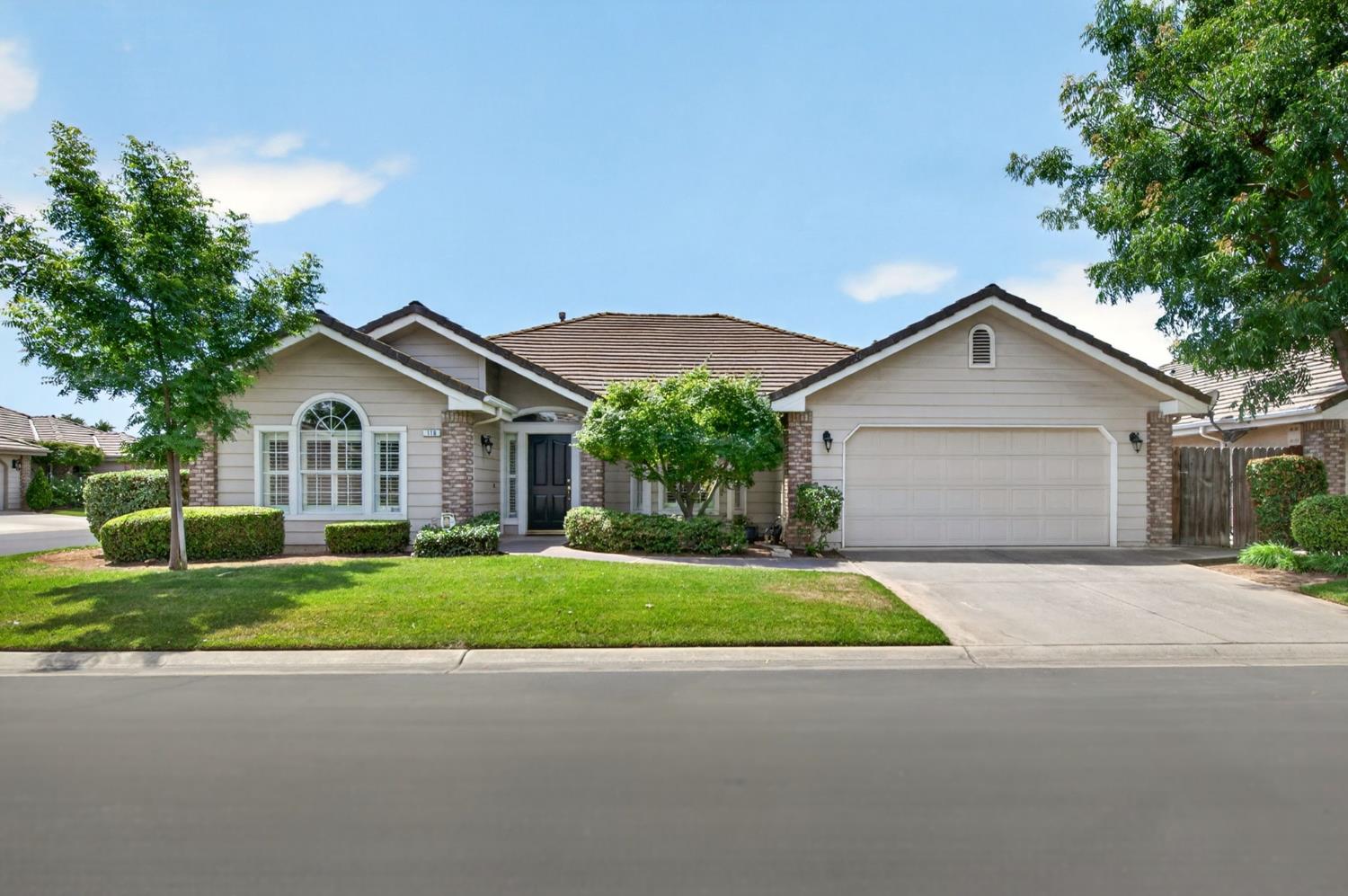 7025 N Pleasant #110