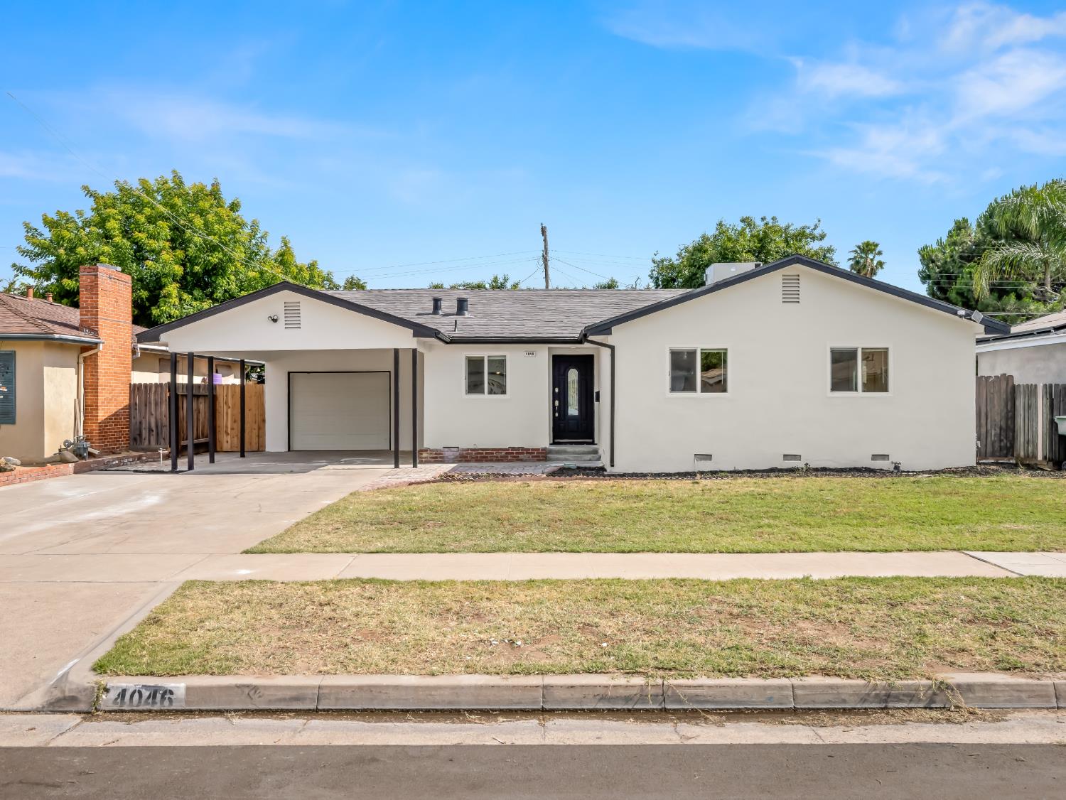 4046 E Cortland
