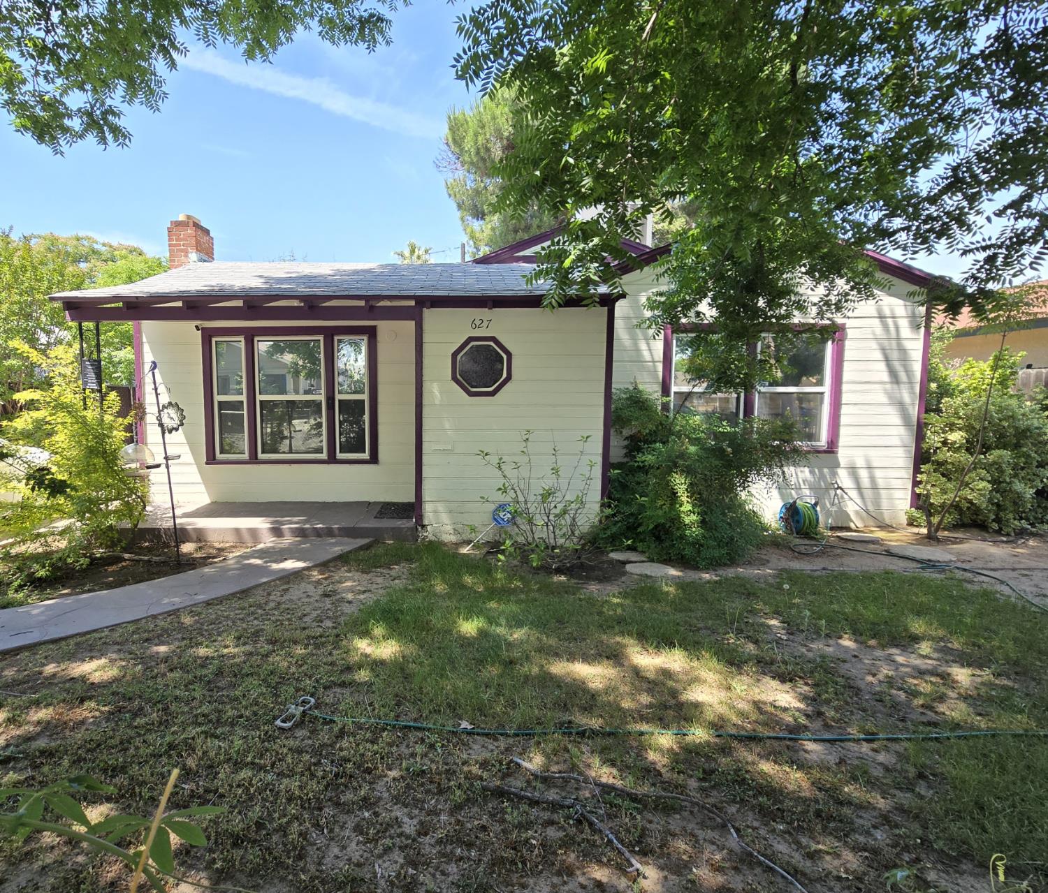 627 N Poplar Ave