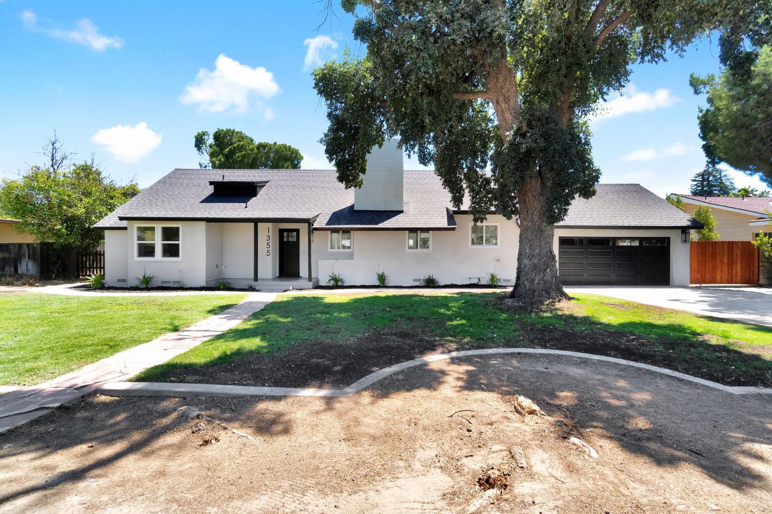 1355 W Barstow