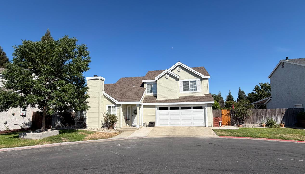 8665 N Cedar Ave #116